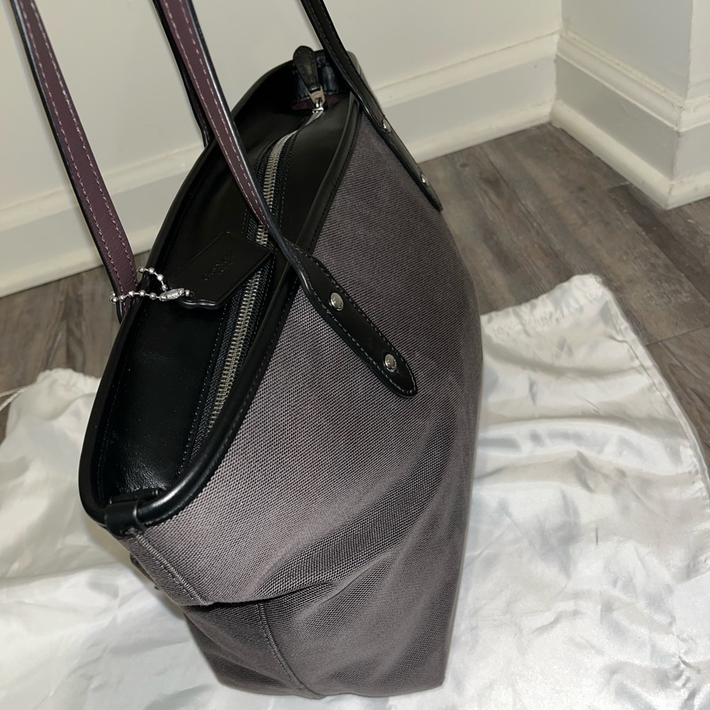 Coach Handbag - Picture 5 of 5